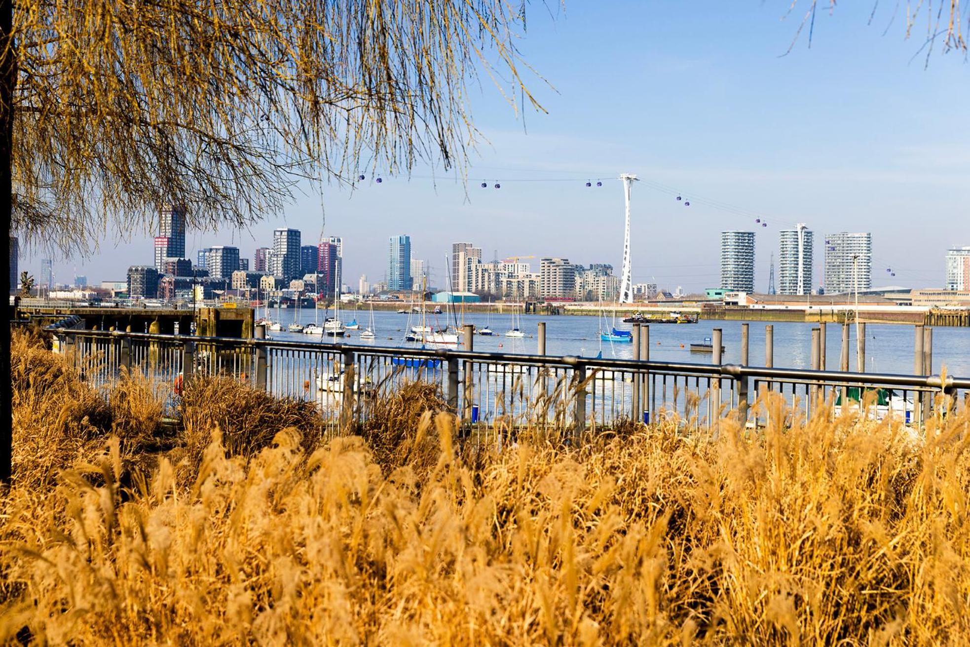 Peninsula Life- Stylish Greenwich 1bed Flat * Londra