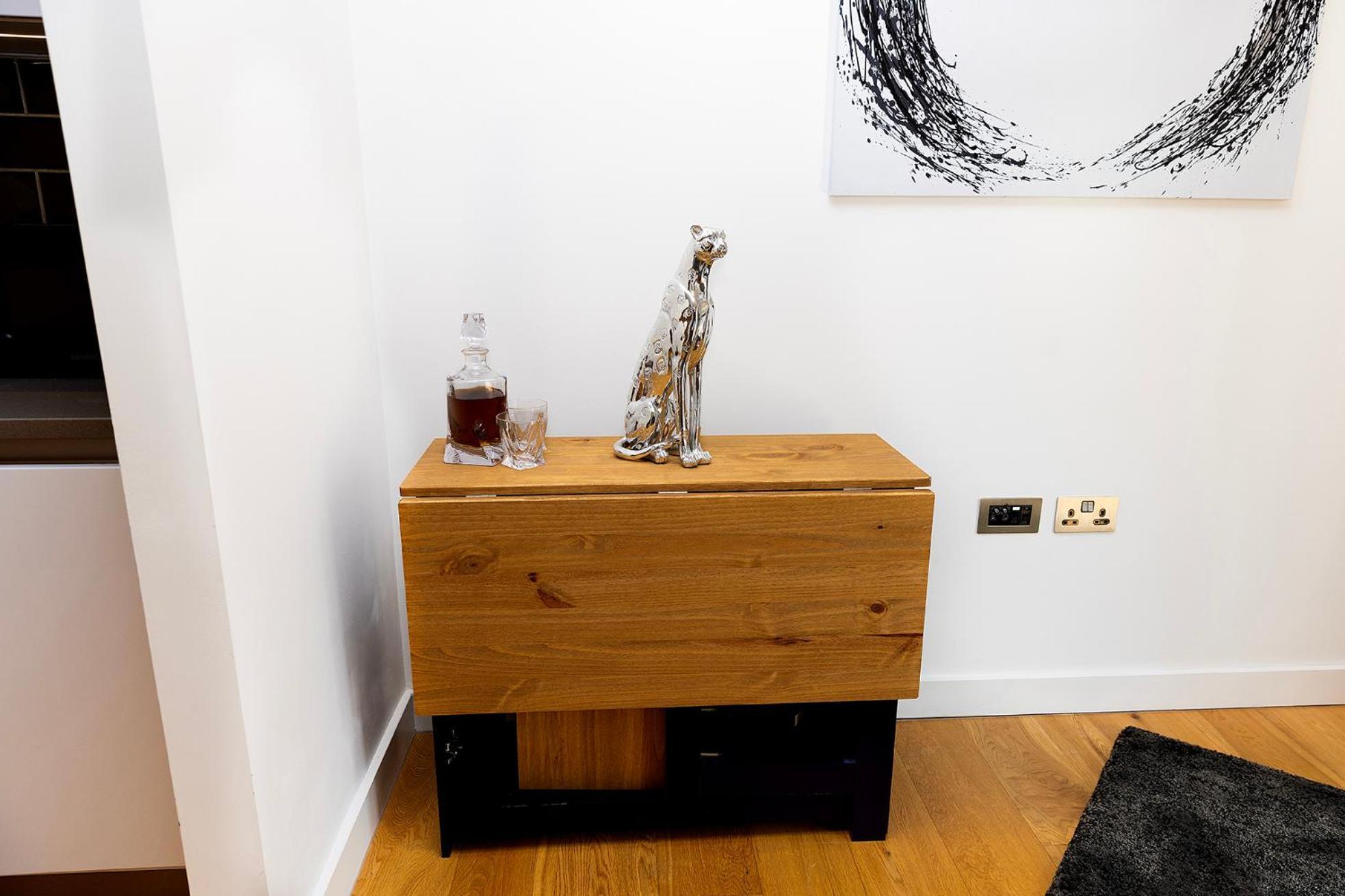 Peninsula Life- Stylish Greenwich 1bed Flat * Londra