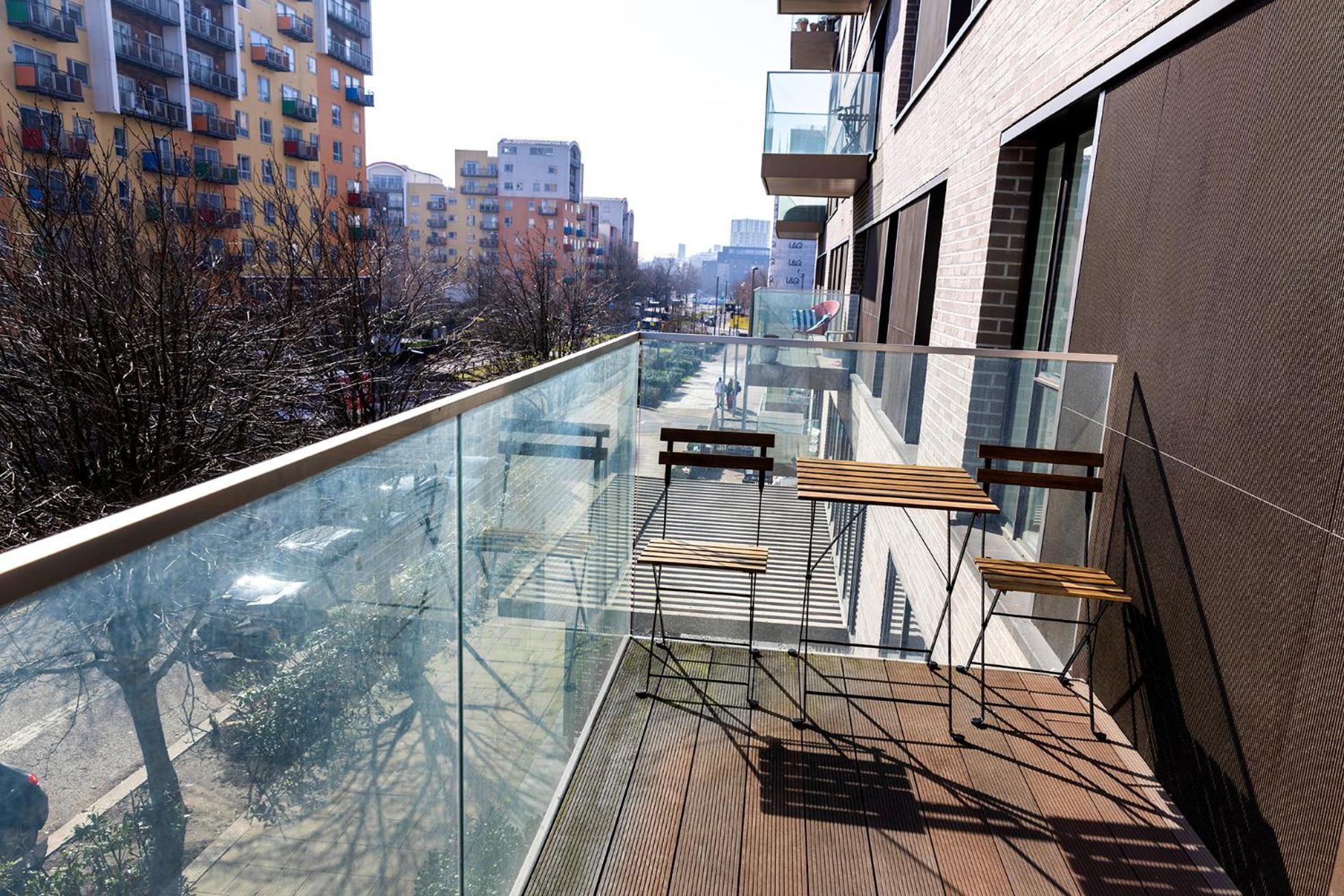Peninsula Life- Stylish Greenwich 1bed Flat *