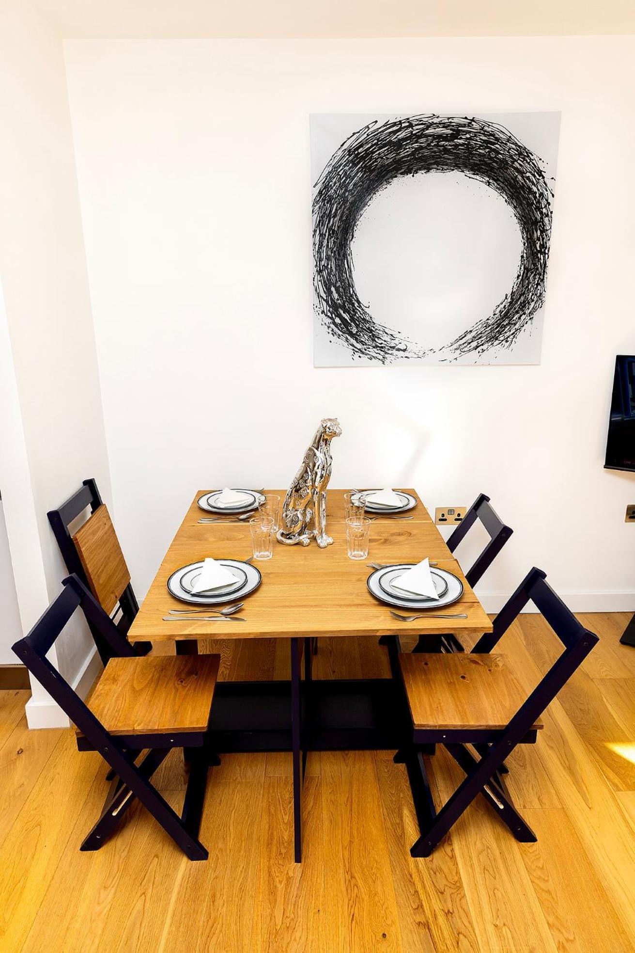 Peninsula Life- Stylish Greenwich 1bed Flat Londra